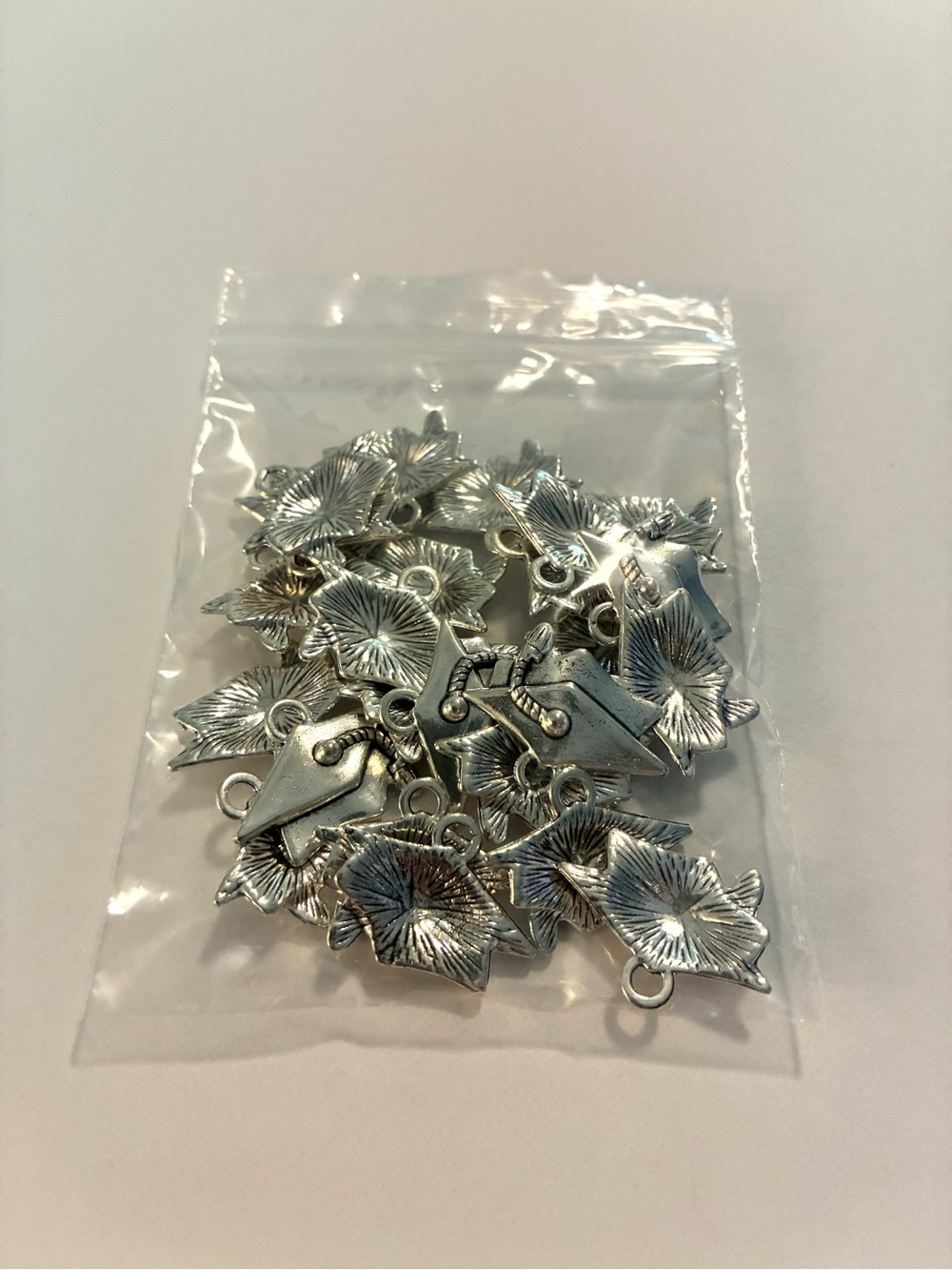 Graduation Cap Charms-25 Count